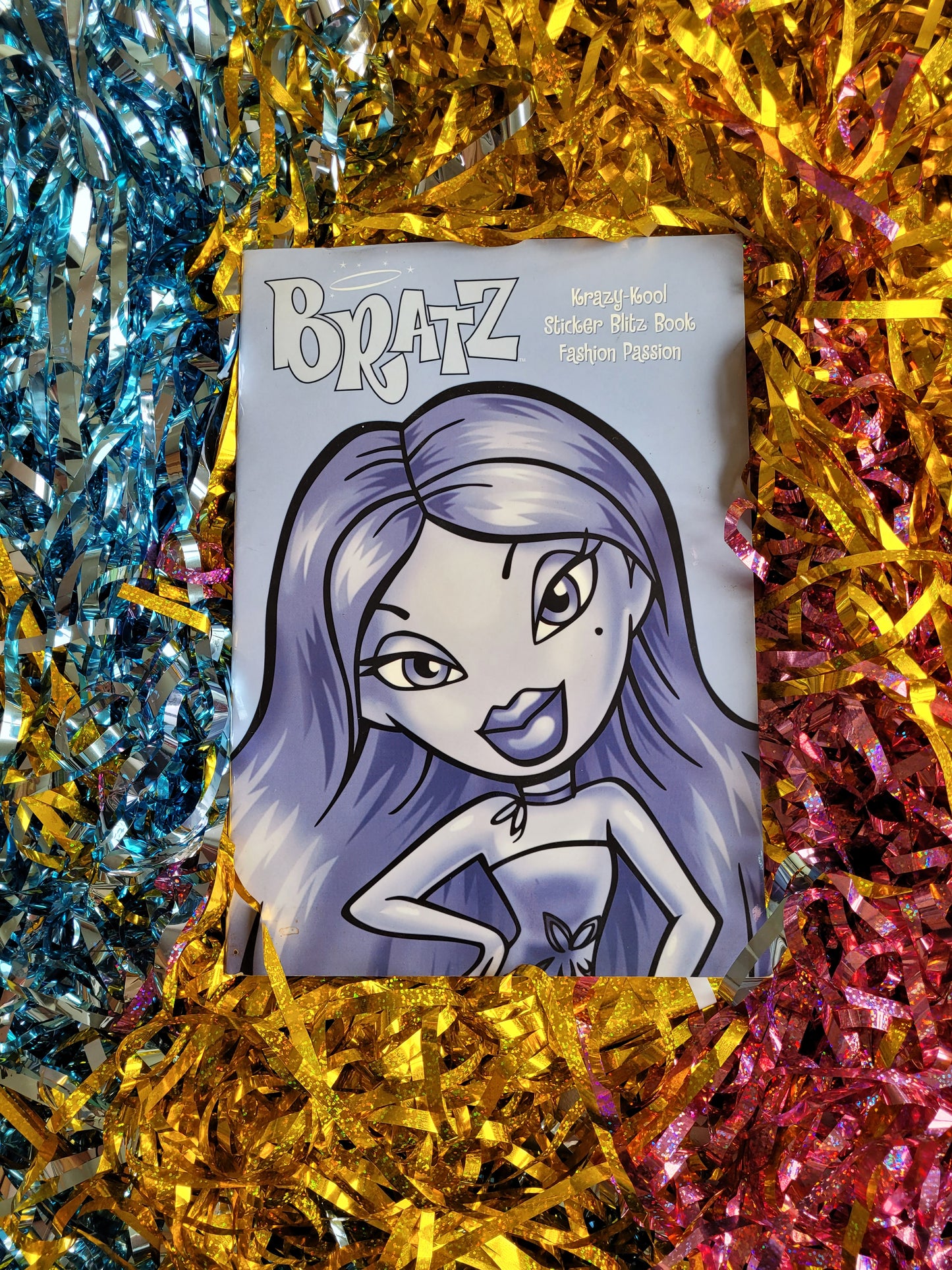 Bratz Krazy-Kool Sticker Blitz Book Fashion Passion 2004